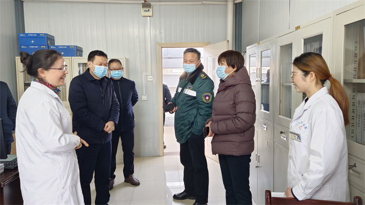 新年新氣象 問(wèn)候再送到——市中醫(yī)院黨委班子深入一線(xiàn)送祝福話(huà)發(fā)展